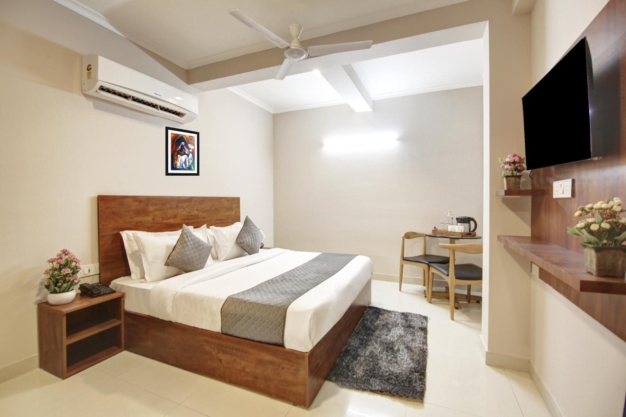 Limewood Stay - Executive Huda City Center คูร์เคาน์ ภายนอก รูปภาพ