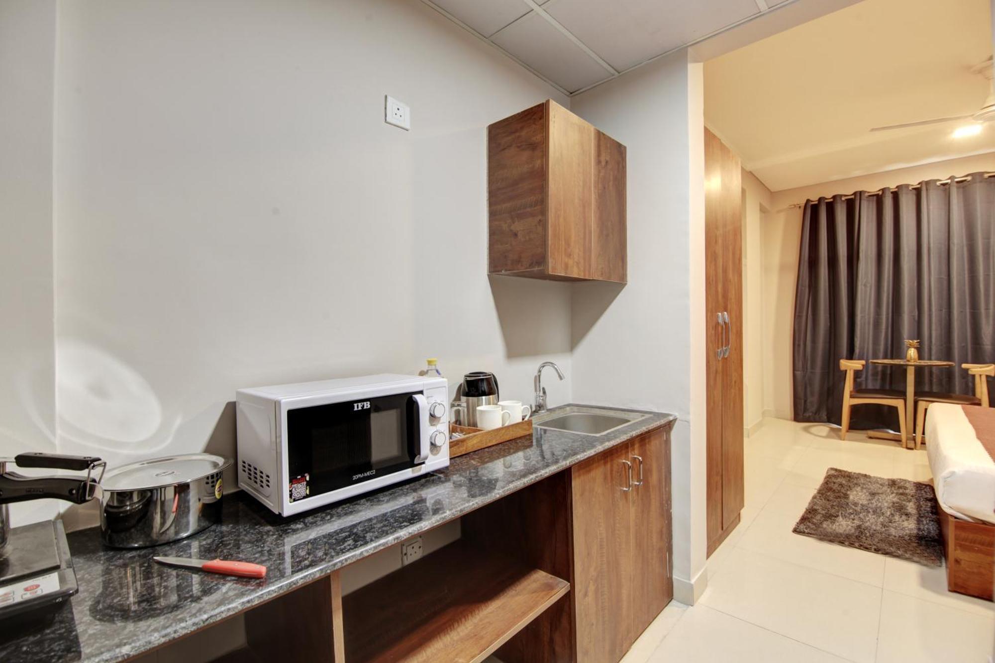 Limewood Stay - Executive Huda City Center คูร์เคาน์ ภายนอก รูปภาพ
