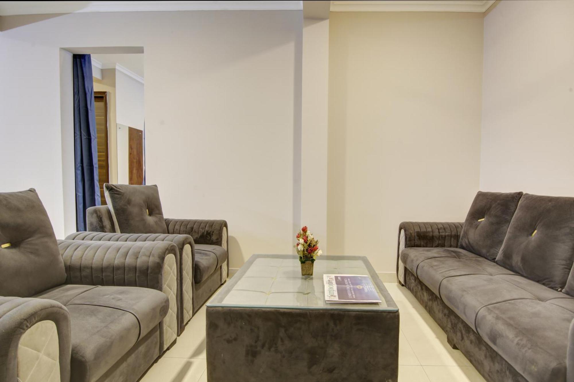 Limewood Stay - Executive Huda City Center คูร์เคาน์ ภายนอก รูปภาพ