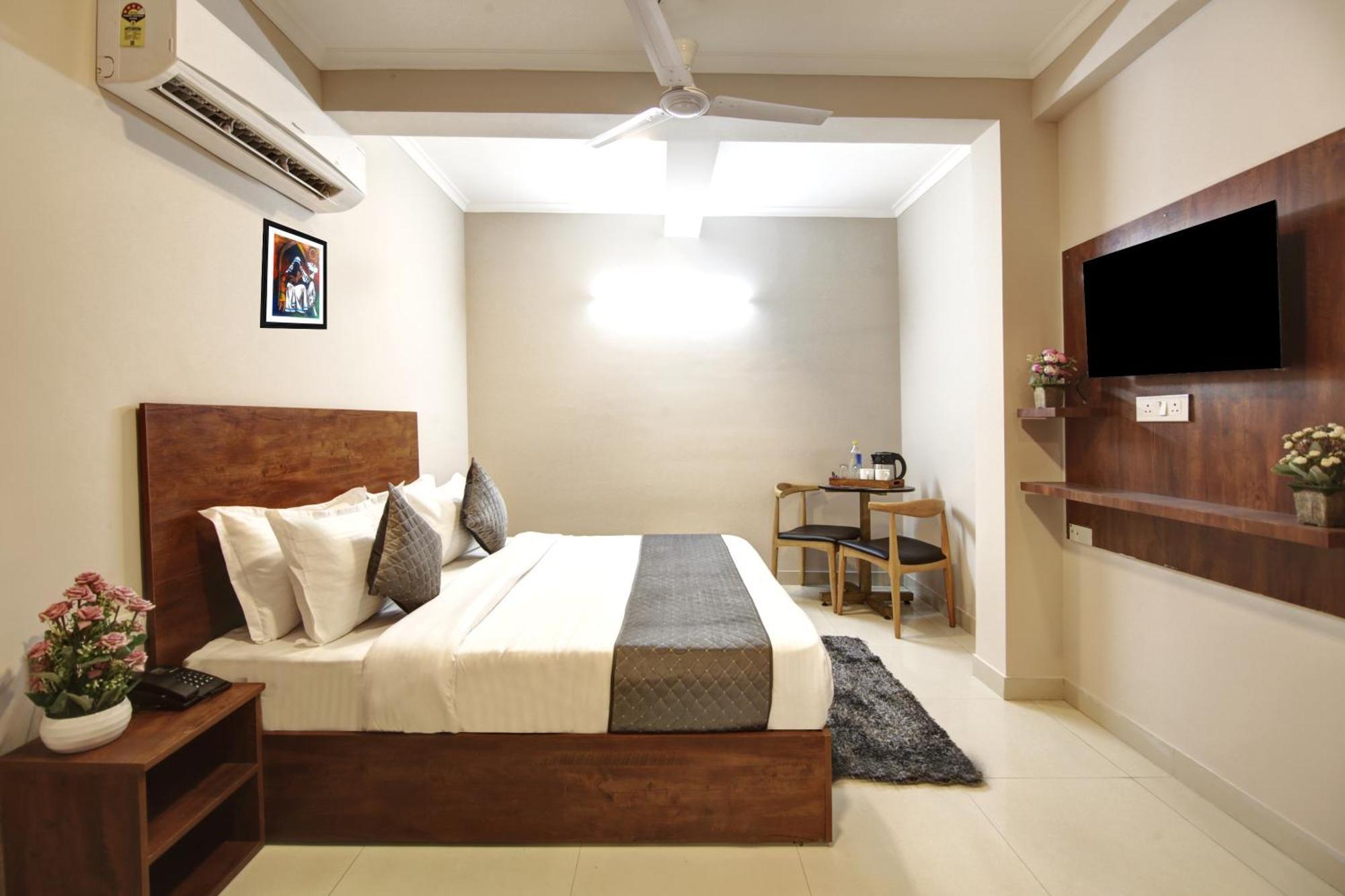 Limewood Stay - Executive Huda City Center คูร์เคาน์ ภายนอก รูปภาพ