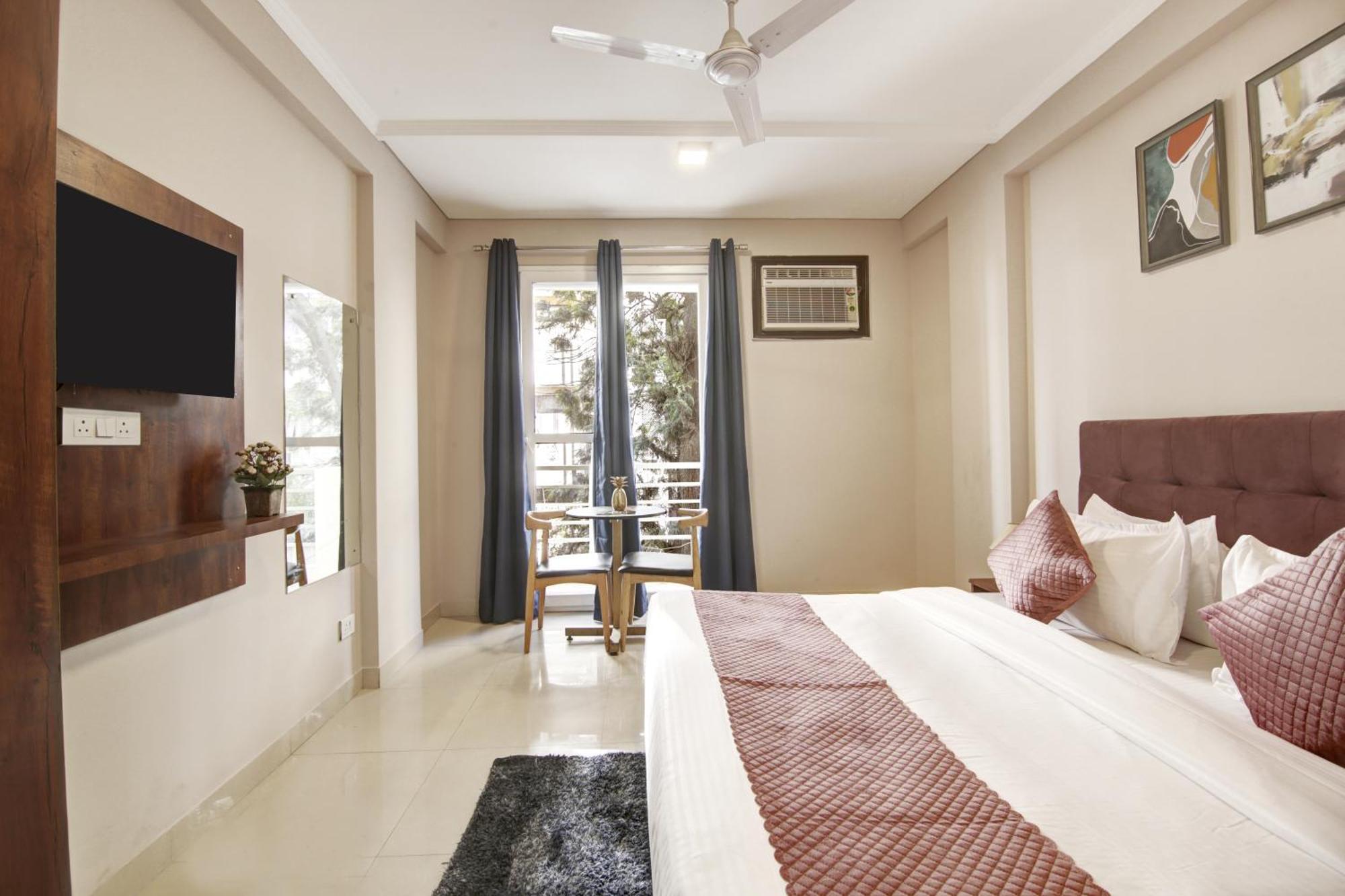 Limewood Stay - Executive Huda City Center คูร์เคาน์ ภายนอก รูปภาพ