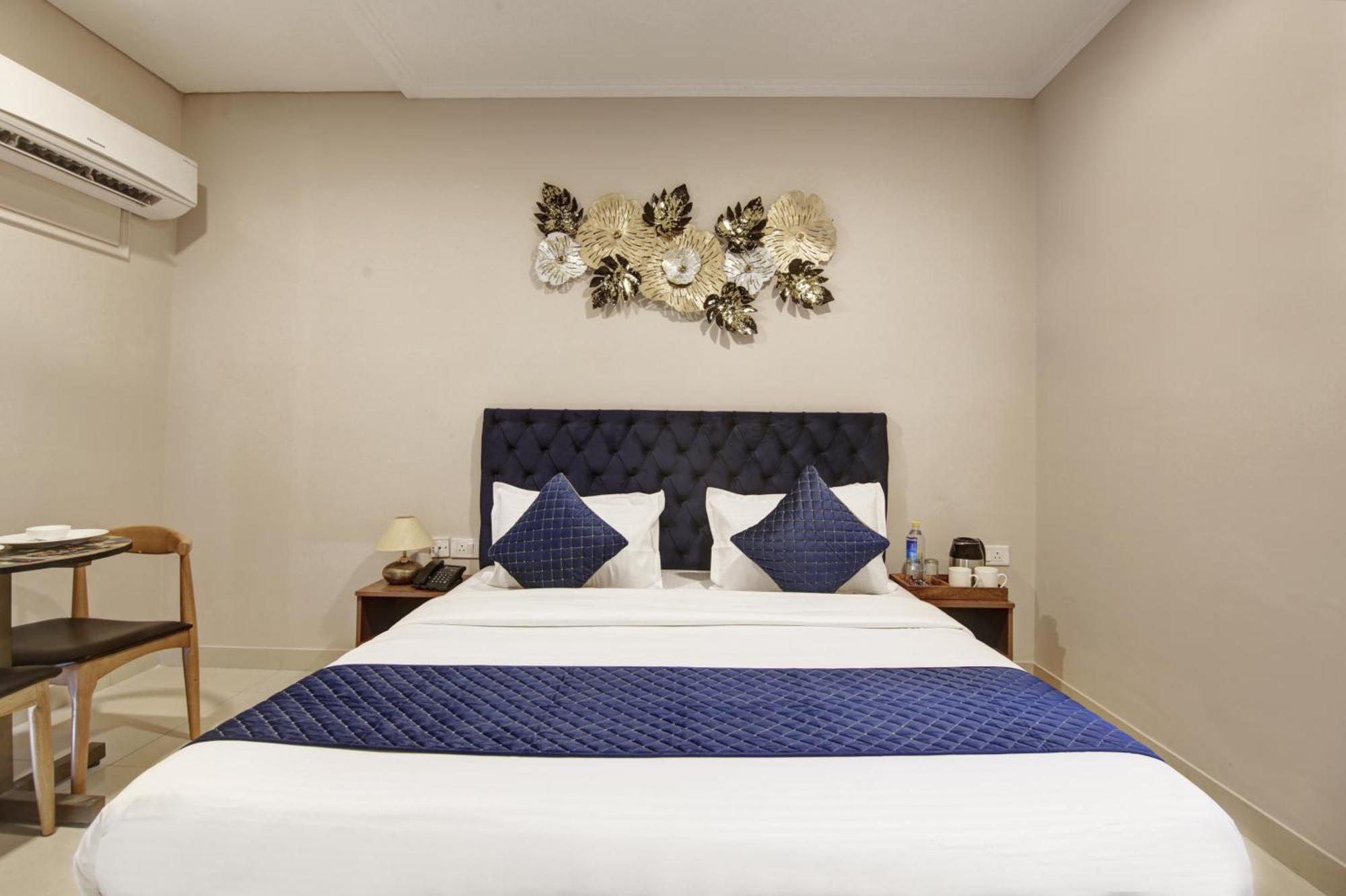 Limewood Stay - Executive Huda City Center คูร์เคาน์ ภายนอก รูปภาพ