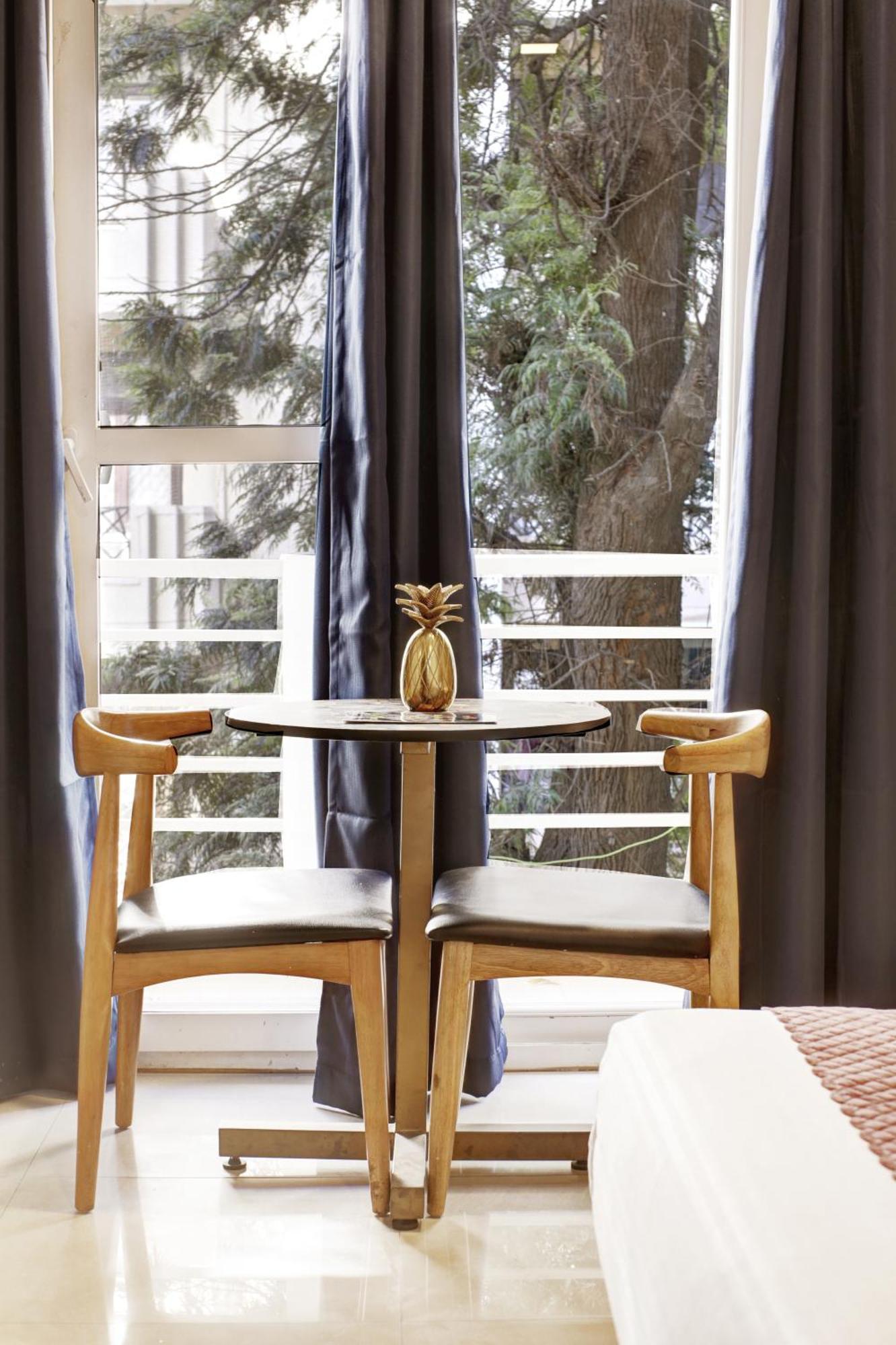 Limewood Stay - Executive Huda City Center คูร์เคาน์ ภายนอก รูปภาพ